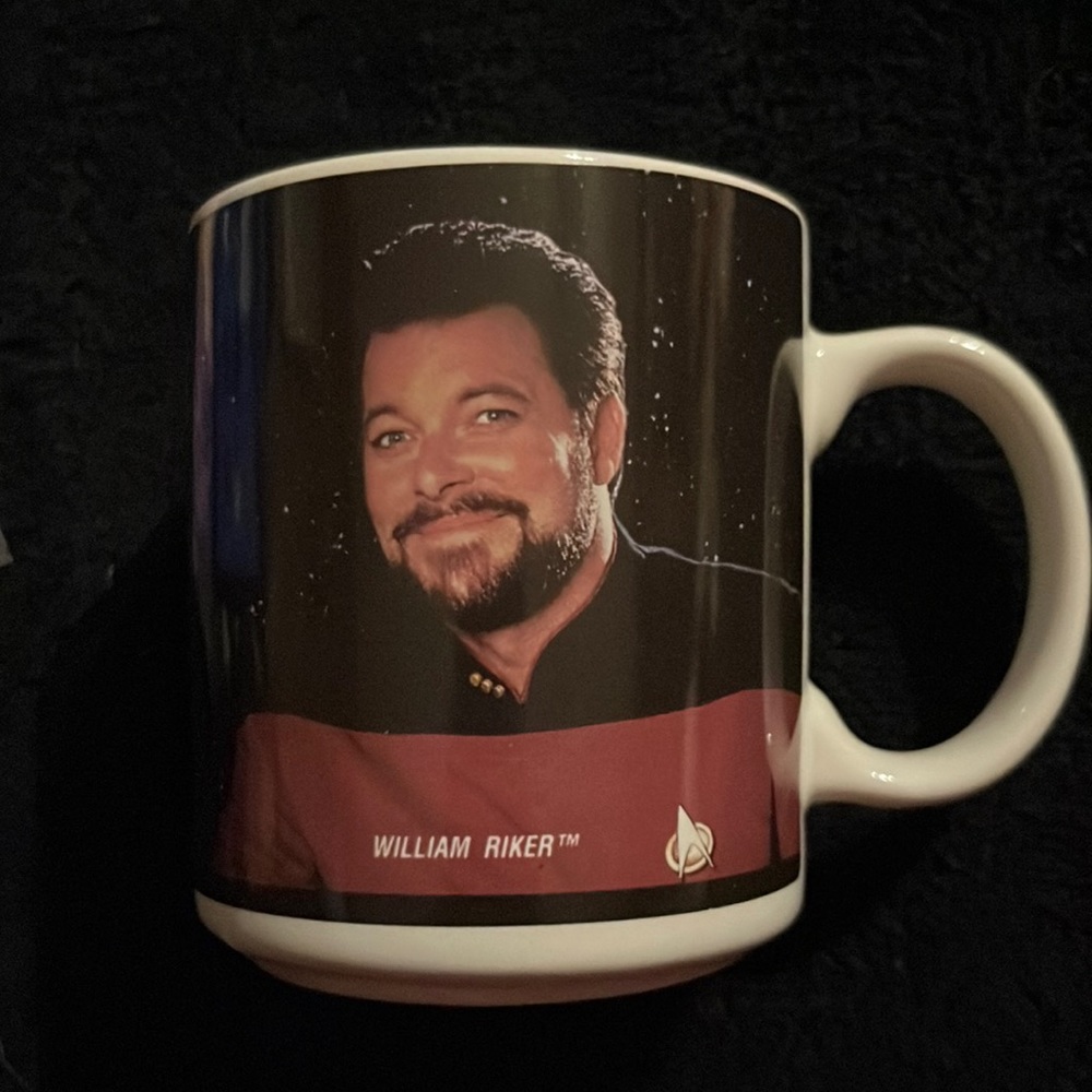 William Riker and Deanna Troi Star Trek: The Next Generation mug